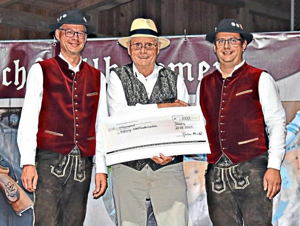 Jubiläum Reiterhof-Böllerschützen zugunsten für WeltKinderLachen Jubiläum Reiterhof-Böllerschützen zugunsten für WeltKinderLachen